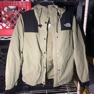 Woman’s North face jacket size XS